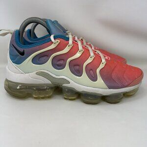 Nike Air Vapormax Plus Shoes Pink Blue White  Women’s Size 7